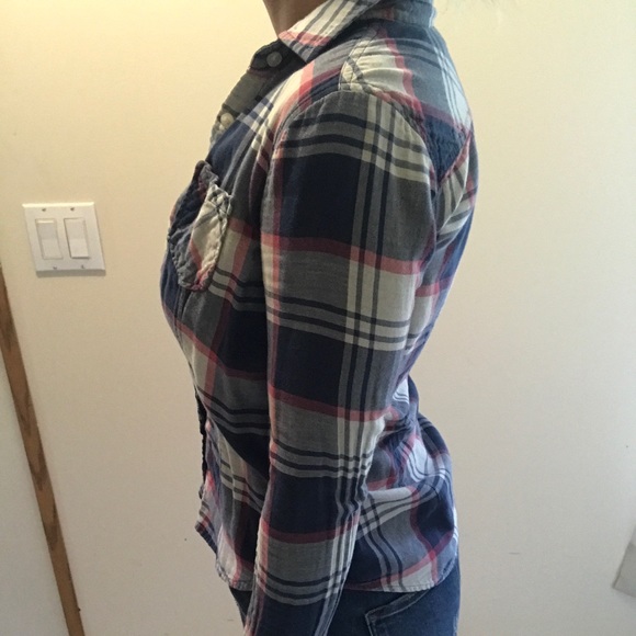 American Eagle button down - Picture 2 of 6